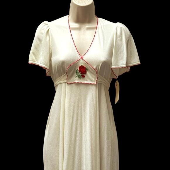 Vintage 1970s White Dress Rose Embroider Prairie Flutter Sleeve Nightgown Tie - Picture 1 of 16